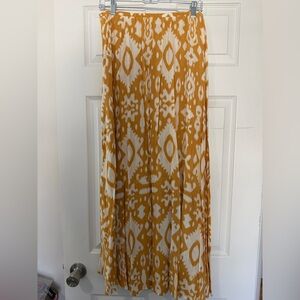 BB Dakota Yellow and White Printed Maxi Skirt